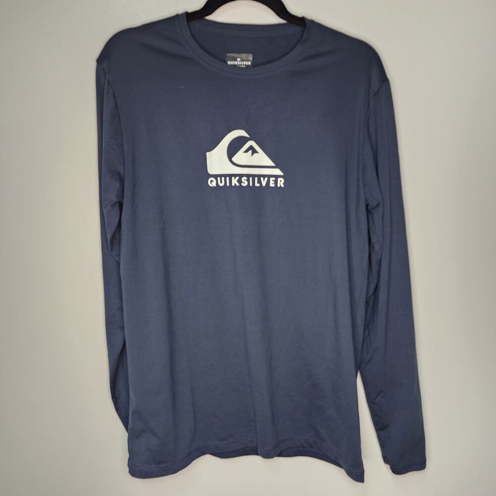 Mens Quicksilver Surfing Long sleeve shirt size Small